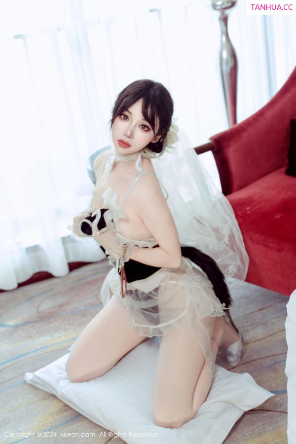   [XiuRen]高清写真图 2024.09.24 No.9197 汐汐爱吃草莓 丝袜美臀第21张图片